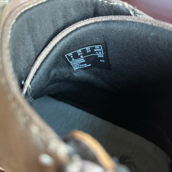 Clarks Cloud Steppers Gathered Rushed Metallic Taupe Pretty Ankle Boots Sz 6.5 - Picture 5 of 5